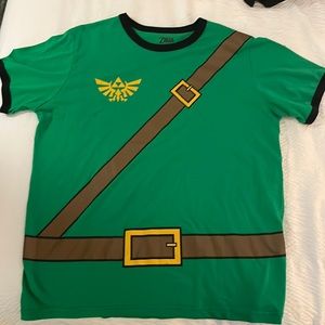 Legend of Zelda T-shirt size Large